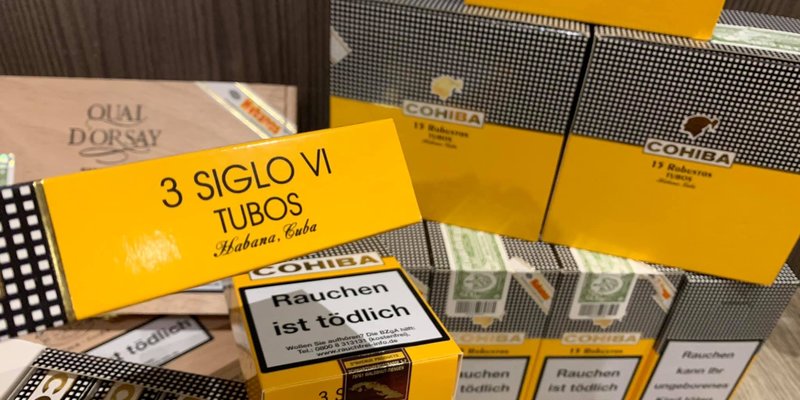 Bảng giá xì gà (Cigar) Cohiba mới nhất 2022