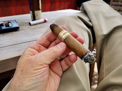 Một điếu cigar (xì gà) chất lượng nó như thế nào?