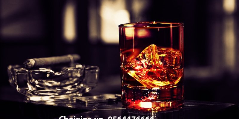 Những sai lầm thường thấy trong cách uống rượu Whisky
