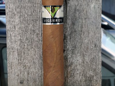 Đánh giá xì gà Vegueros | Reviews Xì gà