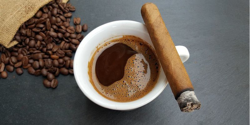 5 loại xì gà có hương vị độc đáo để kết hợp với cà phê của bạn
